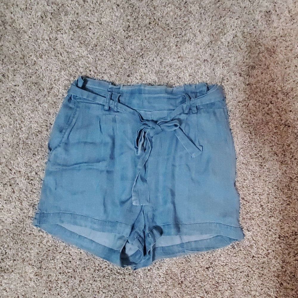 Denim front tie shorts